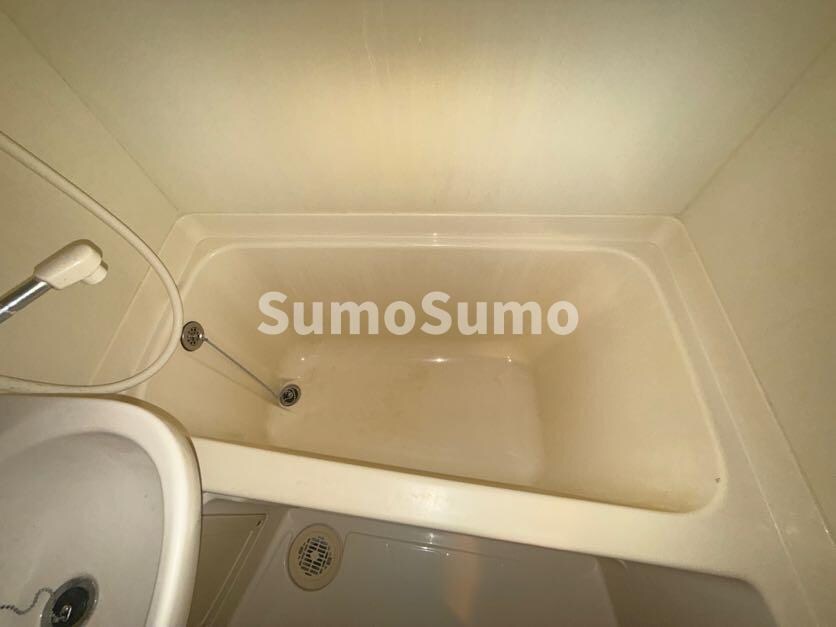 物件内観写真17　(日々の疲れを癒すお風呂付です)