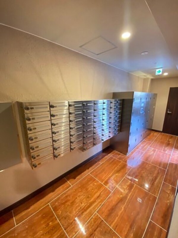 建物設備(便利な宅配ボックス完備♪)