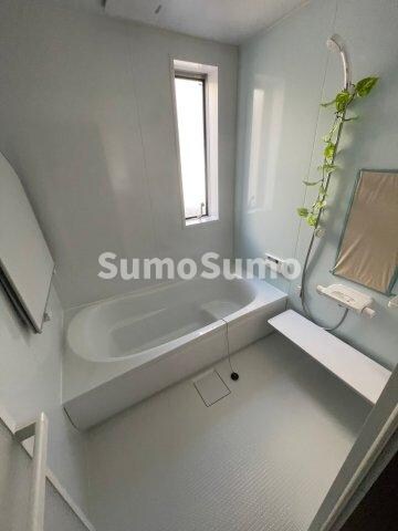 物件内観写真21　(落ち着いた空間のお風呂です)