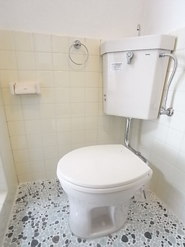 トイレ(ゆったりとした空間のトイレです)