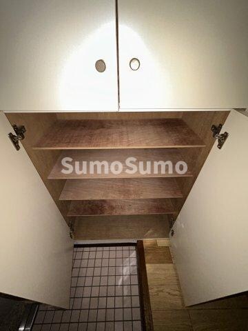 物件内観写真20　(ちょっとした収納スペースも充実しています)