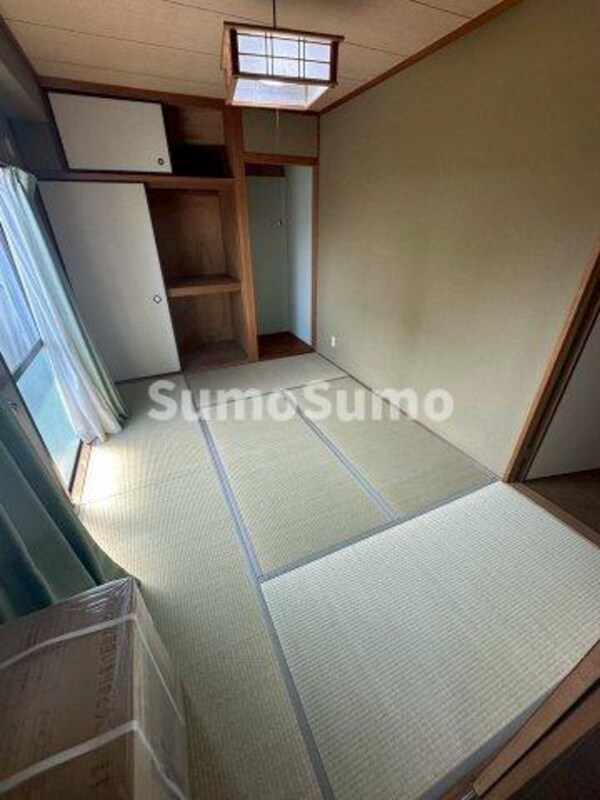 和室(和室があると、家にあたたかい雰囲気が生まれます)