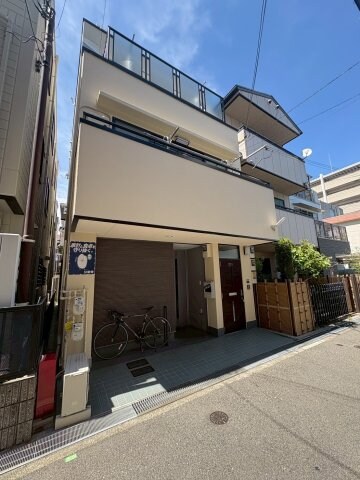 物件外観写真1　(建物外観を気になさる方へ、見た目の良い物件です)