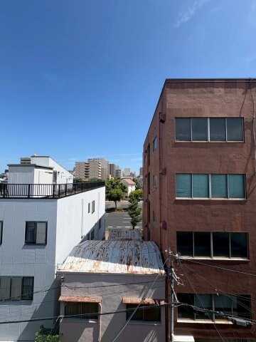 物件内観写真12　(外観もきれいです)