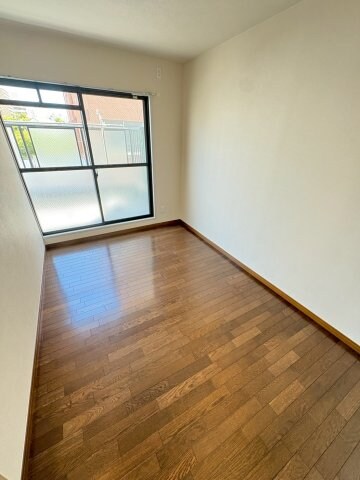 物件内観写真15　(内装もきれいです)