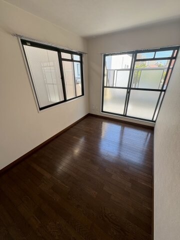 物件内観写真18　(コンパクトで使いやすい洋室です)