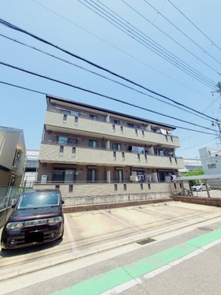 メゾンルピナス外観写真