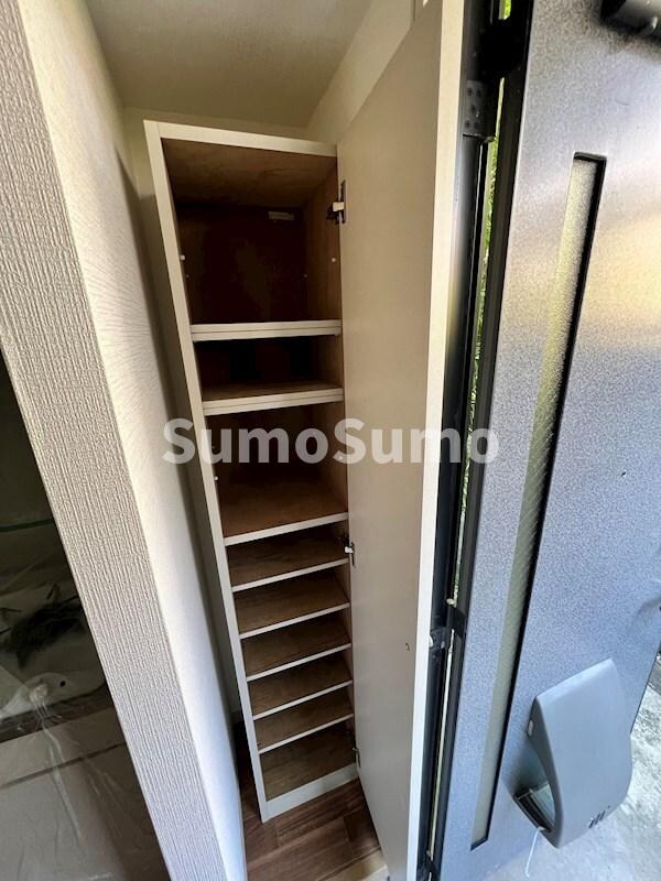 収納(たっぷりとした収納スペースです)