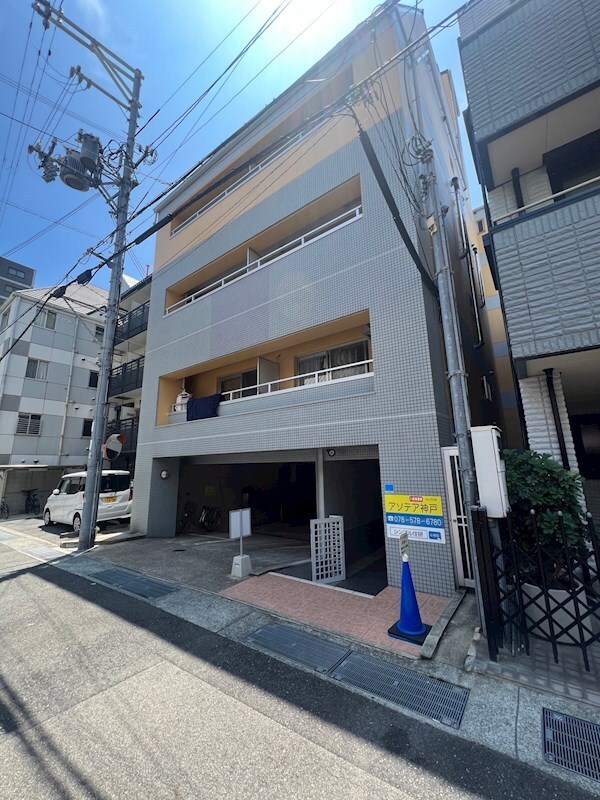 物件外観写真2　(おしゃれな外観です)