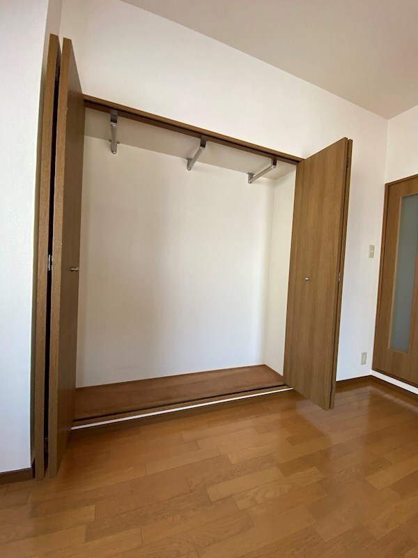 物件内観写真11　(専用の収納スペースです)