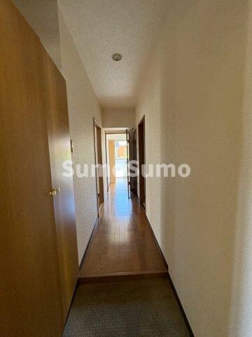 物件内観写真2　(玄関です)