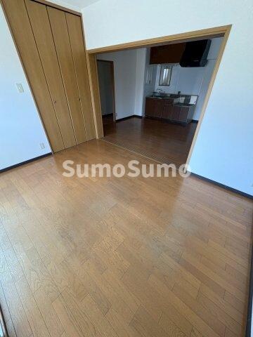 物件内観写真20　(ゆったり過ごせる居間です)