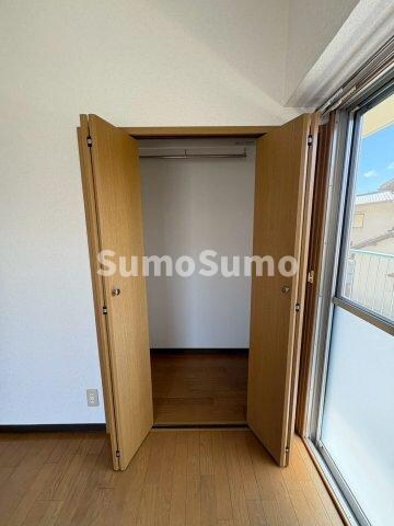 物件内観写真22　(便利な収納スペースです)