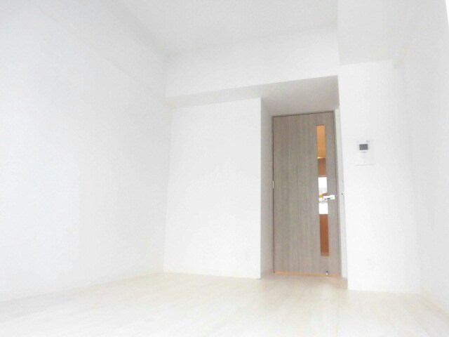 物件内観写真6　(おしゃれな居間です)