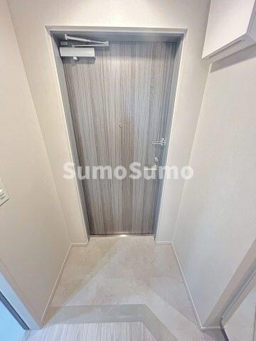 物件内観写真4　(きれいな玄関です)