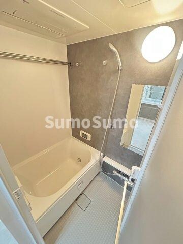 物件内観写真8　(きれいなお風呂です)