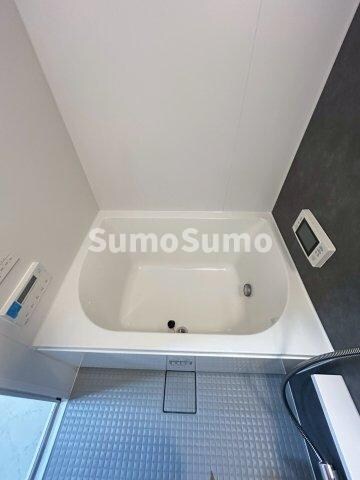 物件内観写真18　(落ち着いた空間のお風呂です)