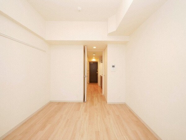 寝室(落ち着いて過ごせるお部屋なので、寝室にいかがでしょうか)