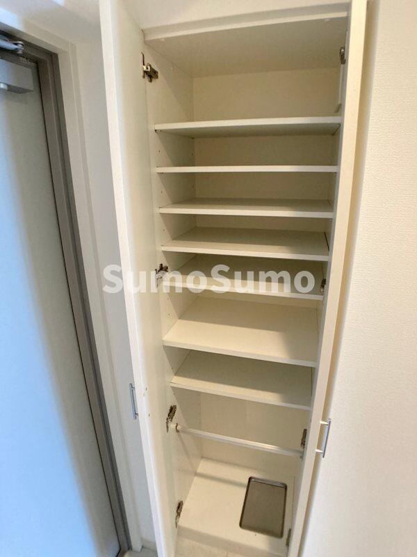 収納(便利な収納スペースです)