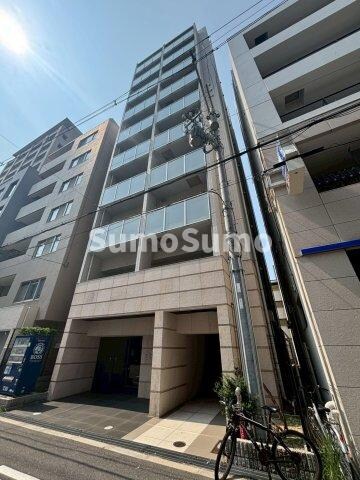 物件外観写真1　(外観は落ち着いています)