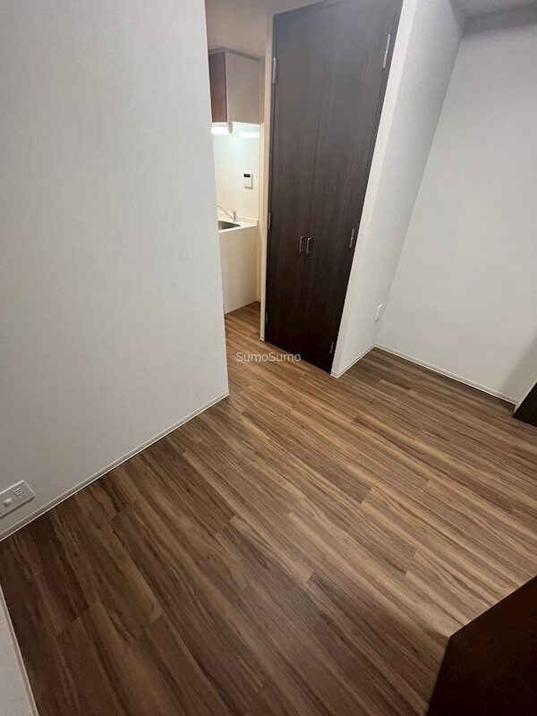 物件内観写真6　(ゆったり過ごせる居間です)