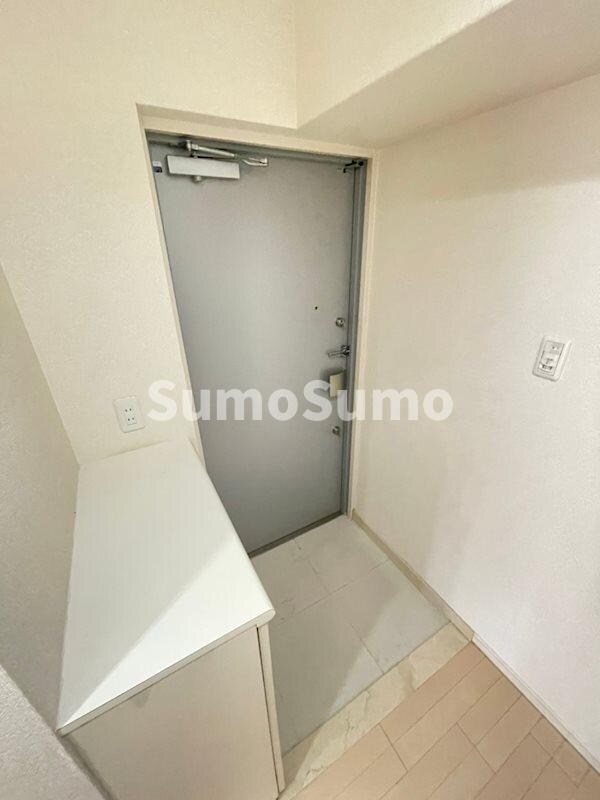 物件内観写真5　(玄関です)
