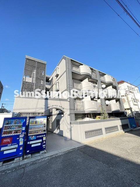 物件外観写真1　(外観もきれいです)