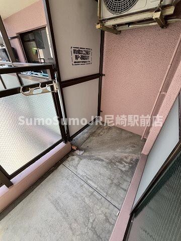 物件内観写真11　(広々としたバルコニーです)