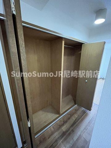 物件内観写真15　(収納スペース豊富です)