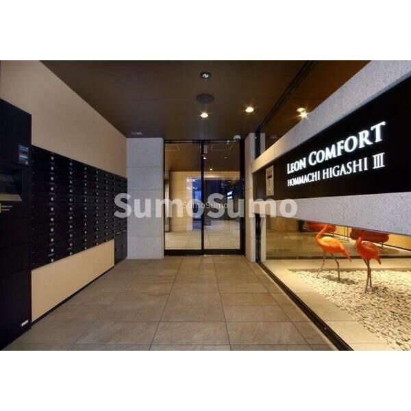 物件外観写真2　(建物の内部です)