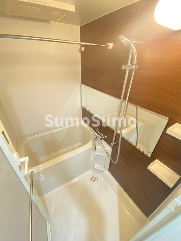 物件内観写真7　(コンパクトで使いやすいお風呂です)