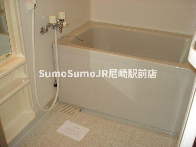 物件内観写真7　(落ち着いた空間のお風呂です)