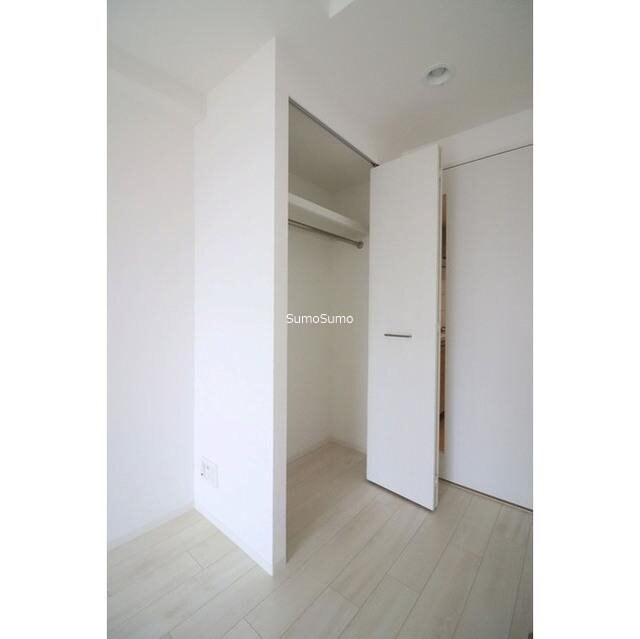 物件内観写真11　(小物を収納するのに便利です)