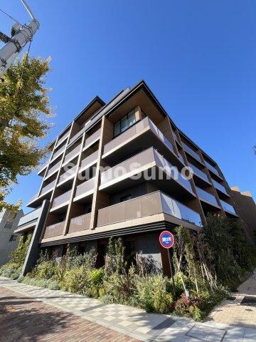 物件外観写真1　(外観もきれいです)