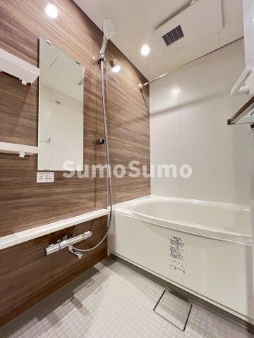 物件内観写真21　(落ち着いた空間のお風呂です)