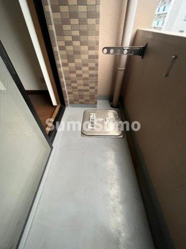 バルコニー(広々としたバルコニーです)