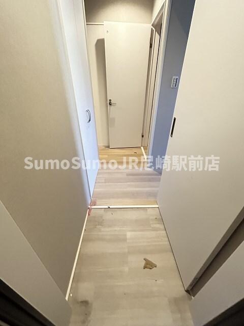 物件内観写真3　(玄関です)