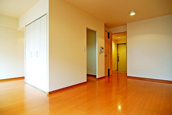 居室( )