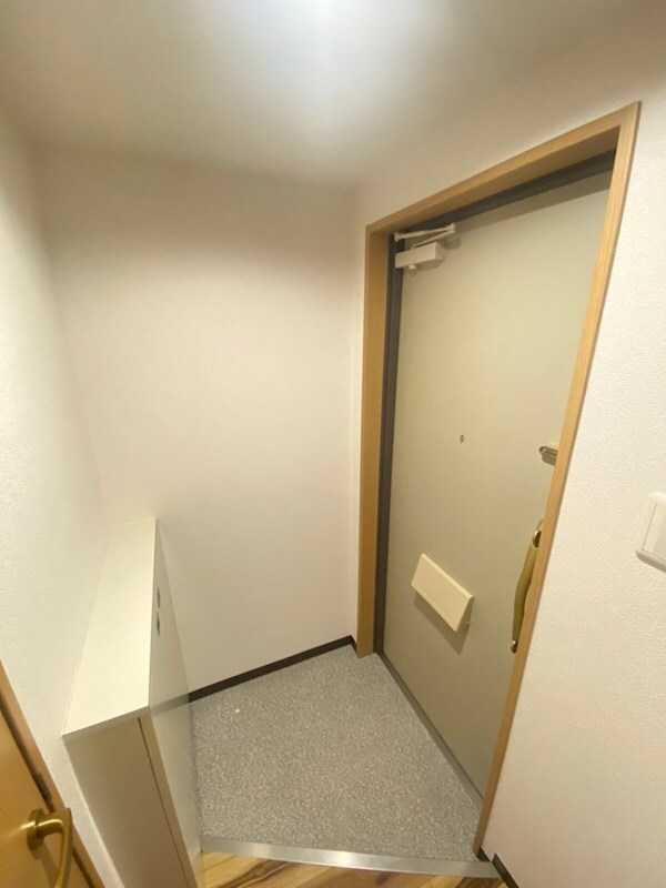 物件内観写真4　(毎日通る玄関はこちらです)