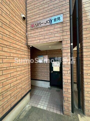 物件外観写真2　(エントランスです)