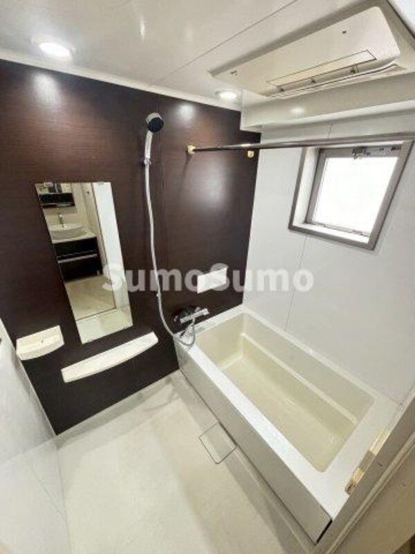 浴室(日々の疲れを癒すお風呂付です)