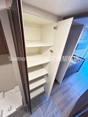 物件内観写真25　(専用の収納スペースです)