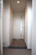 物件内観写真3　(玄関です)