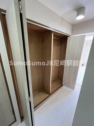 物件内観写真13　(便利な収納スペースです)