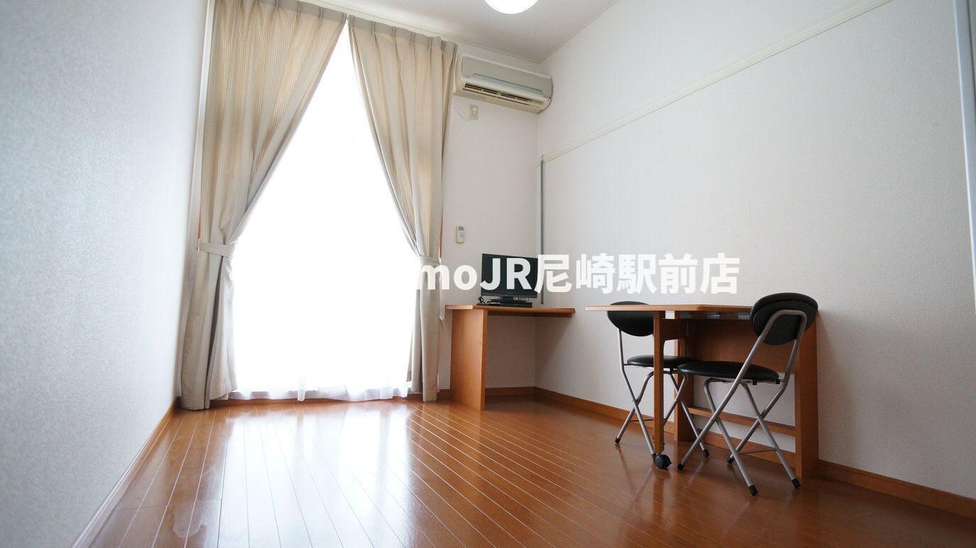 物件内観写真3　(落ち着いて過ごせるお部屋なので、寝室にいかがでしょうか)