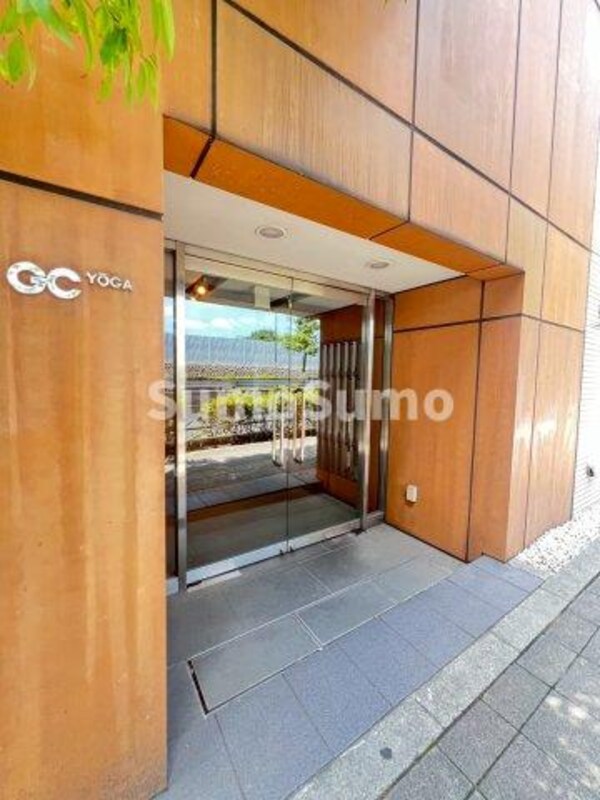 エントランス(建物の内部です)