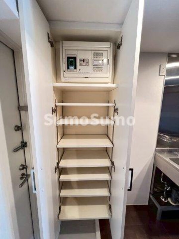 収納(こまごまとしたものを収納できそうですね)