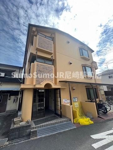 物件外観写真3　(外はこのようになっています)