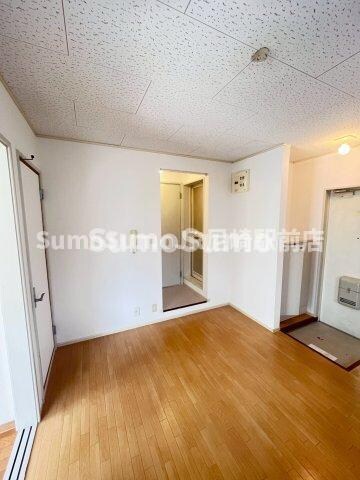 物件内観写真17　(おしゃれなリビングです)