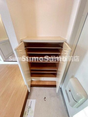 物件内観写真22　(専用の収納スペースです)